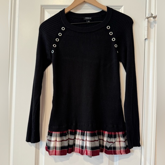 Torrid Black Long Sleeve Ribbed Sweater Layered Red Plaid Grunge Rivets Y2K - Picture 1 of 11